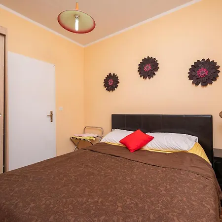 Cozy Apartment In Pula With Wifi Nyaraló *