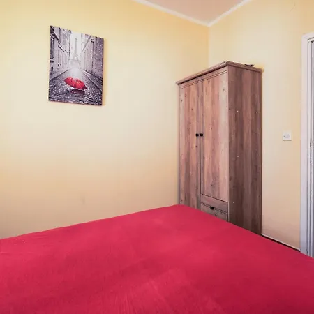 Cozy Apartment In Pula With Wifi Nyaraló