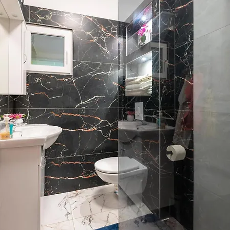 3 Bedroom Beautiful In Hébergement de vacances