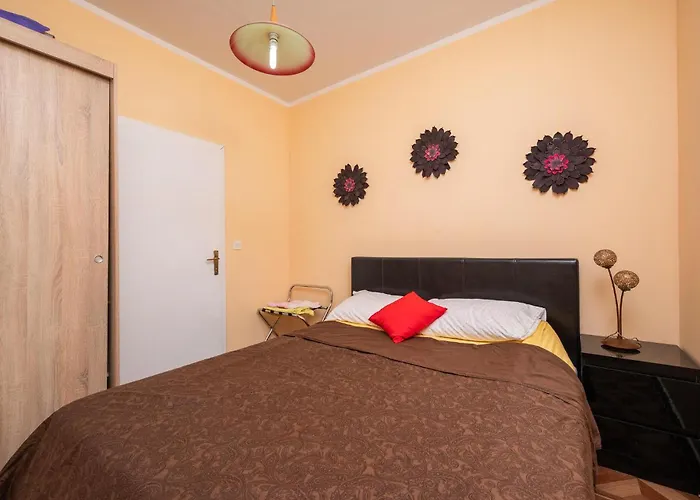 3 Bedroom Beautiful In Будинок відпочинку *