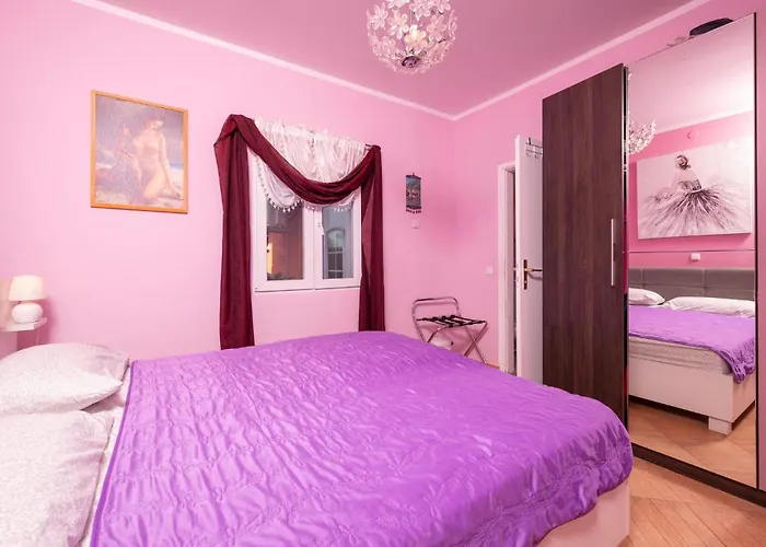 3 Bedroom Beautiful In Feriehus