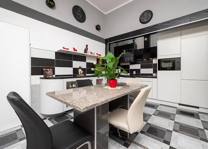 Будинок відпочинку 3 Bedroom Beautiful In